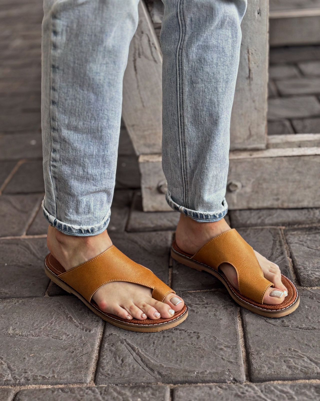 Sandle shoe
